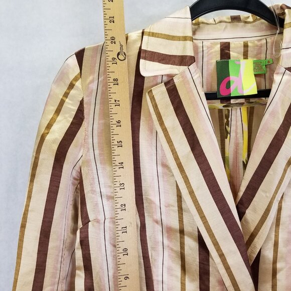 D.E.S. Jacket Women's Sz 6 Silk Linen Snap Wrap Front Striped Classic Blazer Tan - Picture 14 of 16